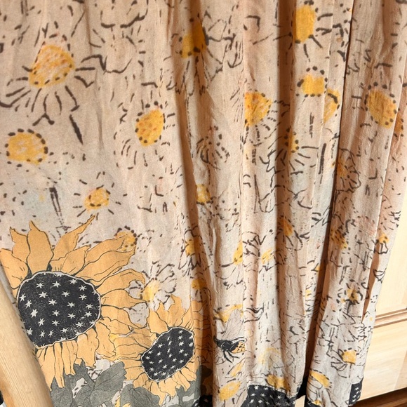 Market of Stars Sunflower Print Maxi Dress - Picture 3 of 5